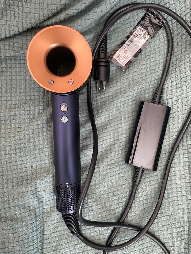 ダイソン　ヘアドライヤー　HD08 dyson