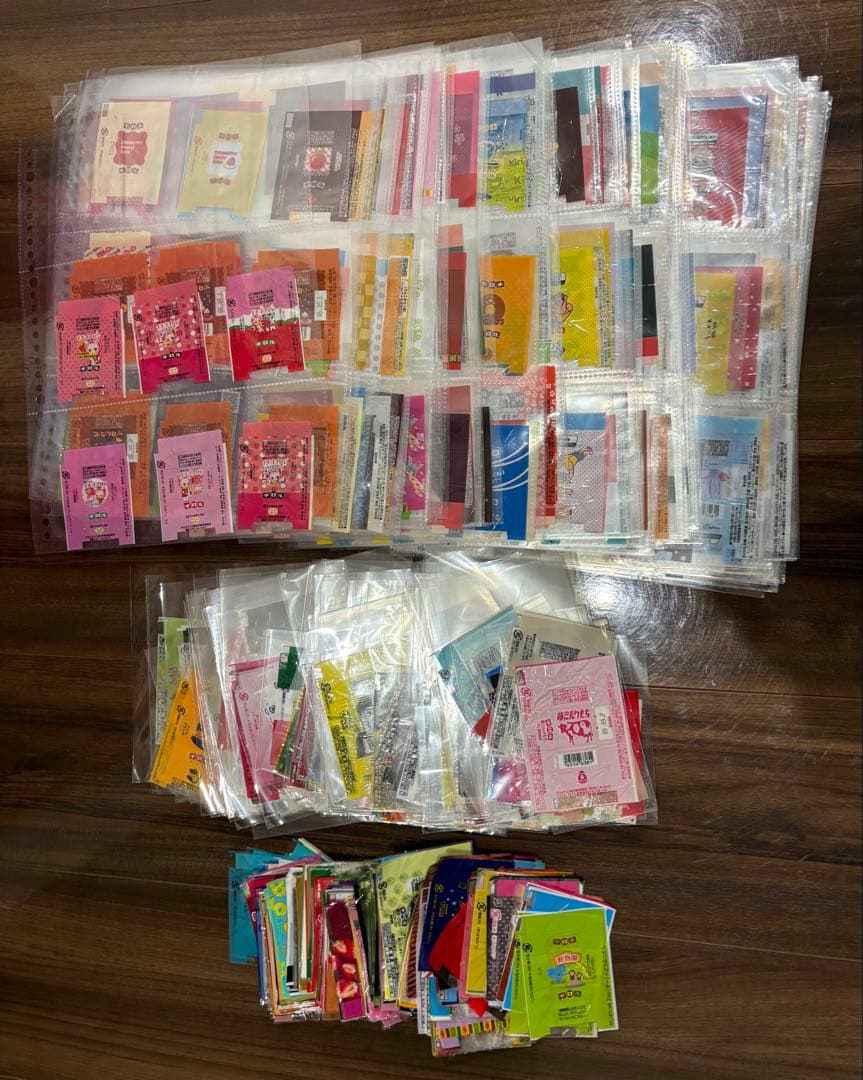 m*i様 チロルチョコ　包み紙　大量