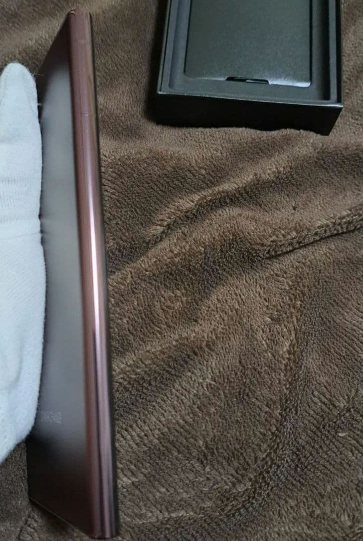 ★THANHNHA HOANG★Samsung Galaxy S22