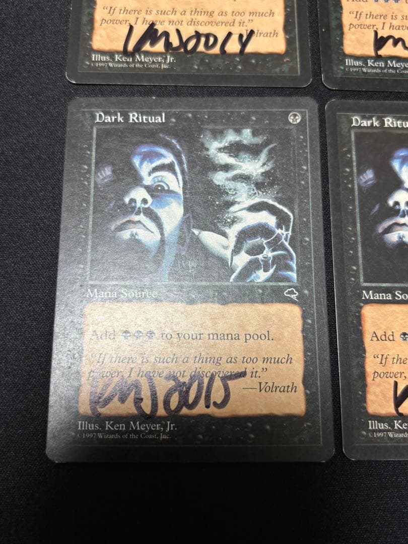 暗黒の儀式 サインド 4枚