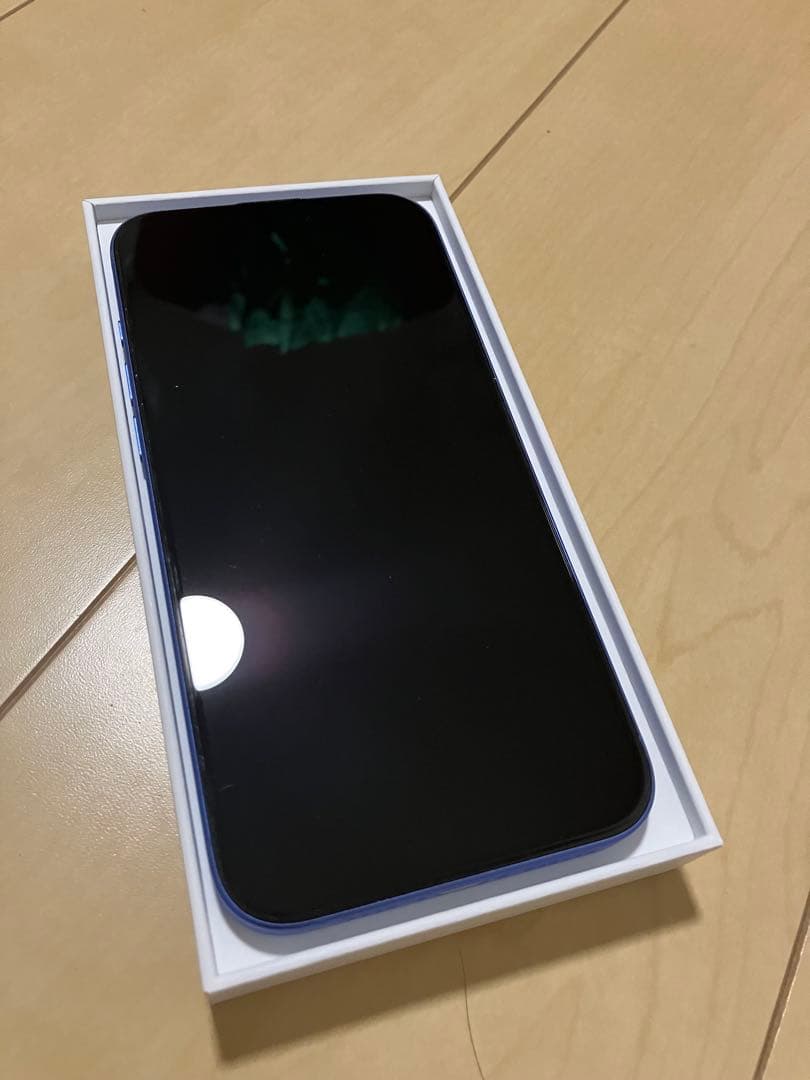 (ケーブル付き)iPhone 16 plus ウルトラマリン