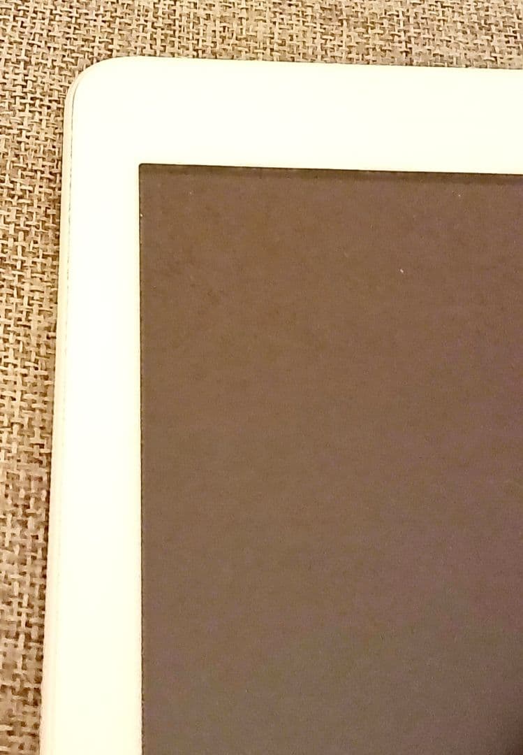 iPad A1893 32GB 9.7インチ　第六世代