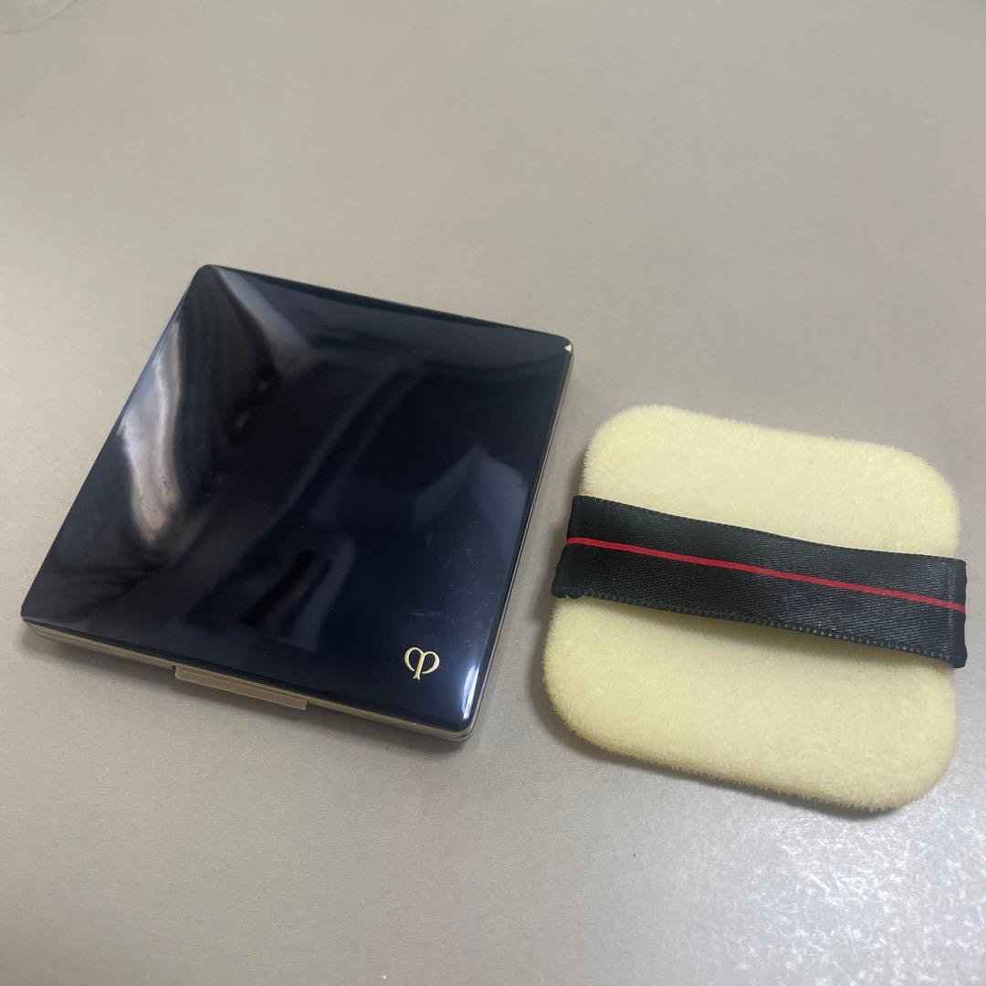 クレ・ド・ポー ボーテ プードルコンパクトエサンシエルn エレガントスリム