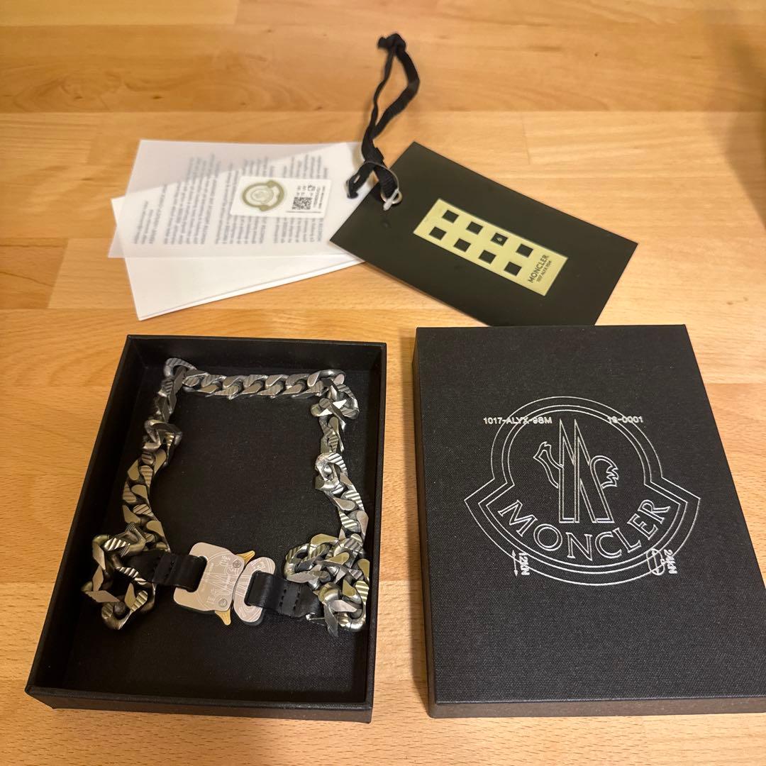 MONCLER アリクス ネックレス