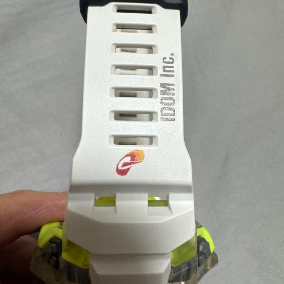 【最終値下げ】G-SHOCK GBD-H1000 WHITE 腕時計