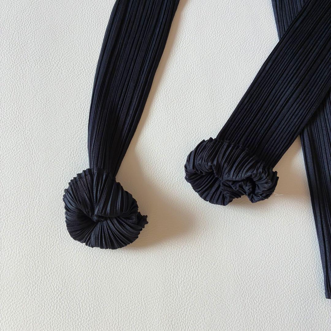 イッセイミヤケ　プリーツプリーズ　長袖シャツ　大きいサイズ４　伸縮　ネイビー