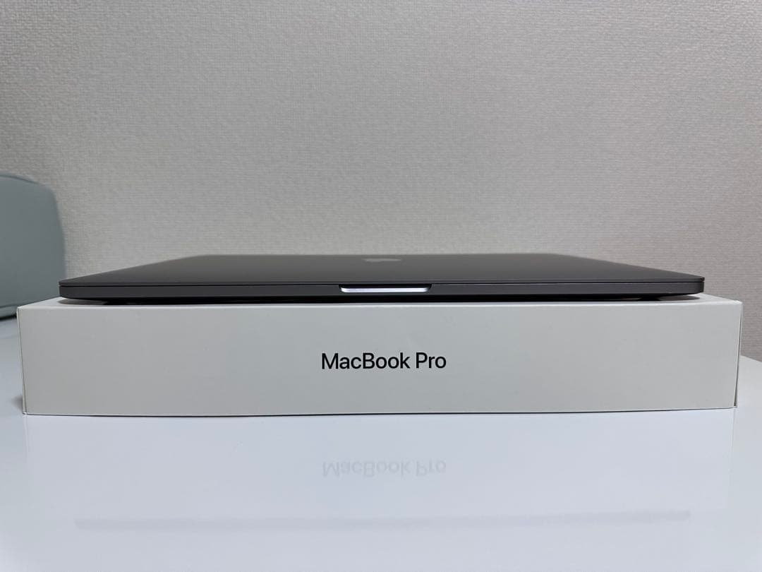 Macbook Pro 15インチ 2019 256GB