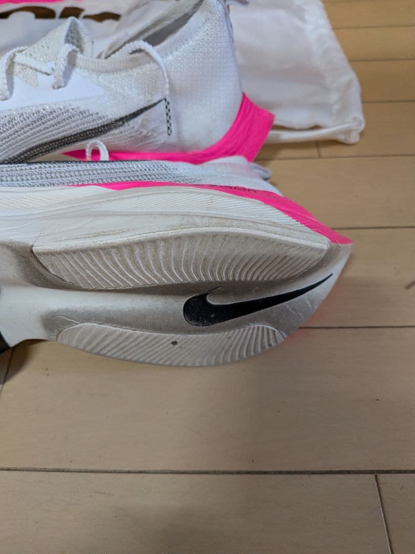 NIKE ZOOM アルファフライ　エウリカキプチョゲモデル