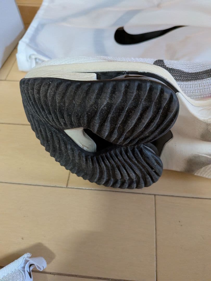NIKE ZOOM アルファフライ　エウリカキプチョゲモデル