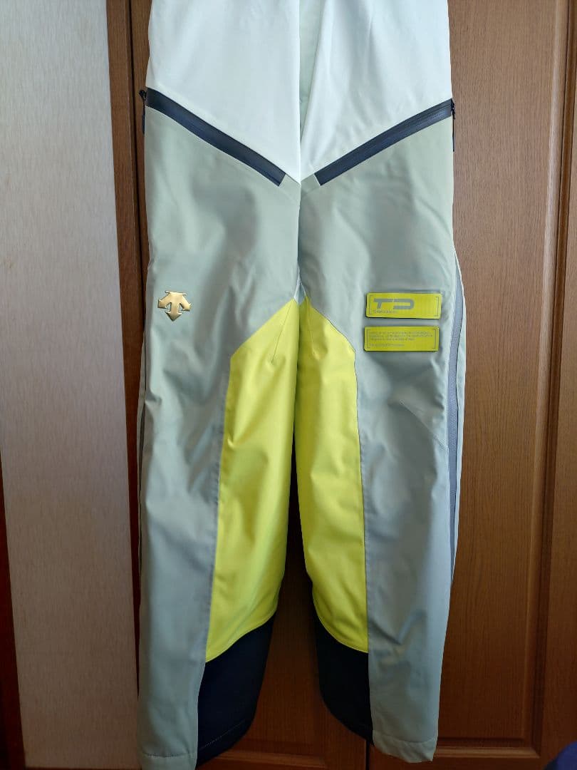 ☆デサントメイト スキーウエア 上下セット☆ DESCENTE MATE ☆