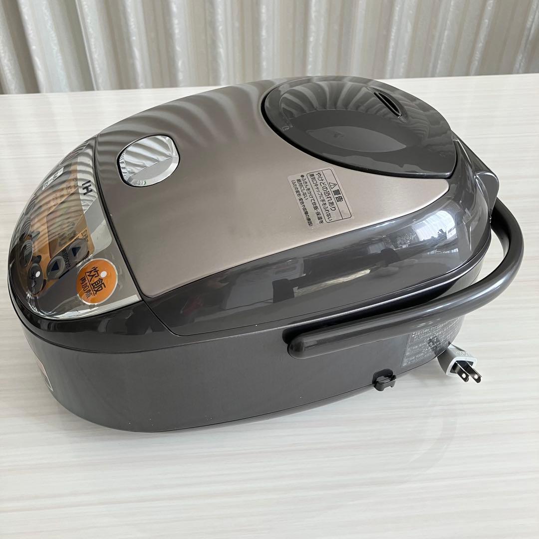 【象印】ZOJIRUSHI IH炊飯器 NP-VN10-TA 5.5合