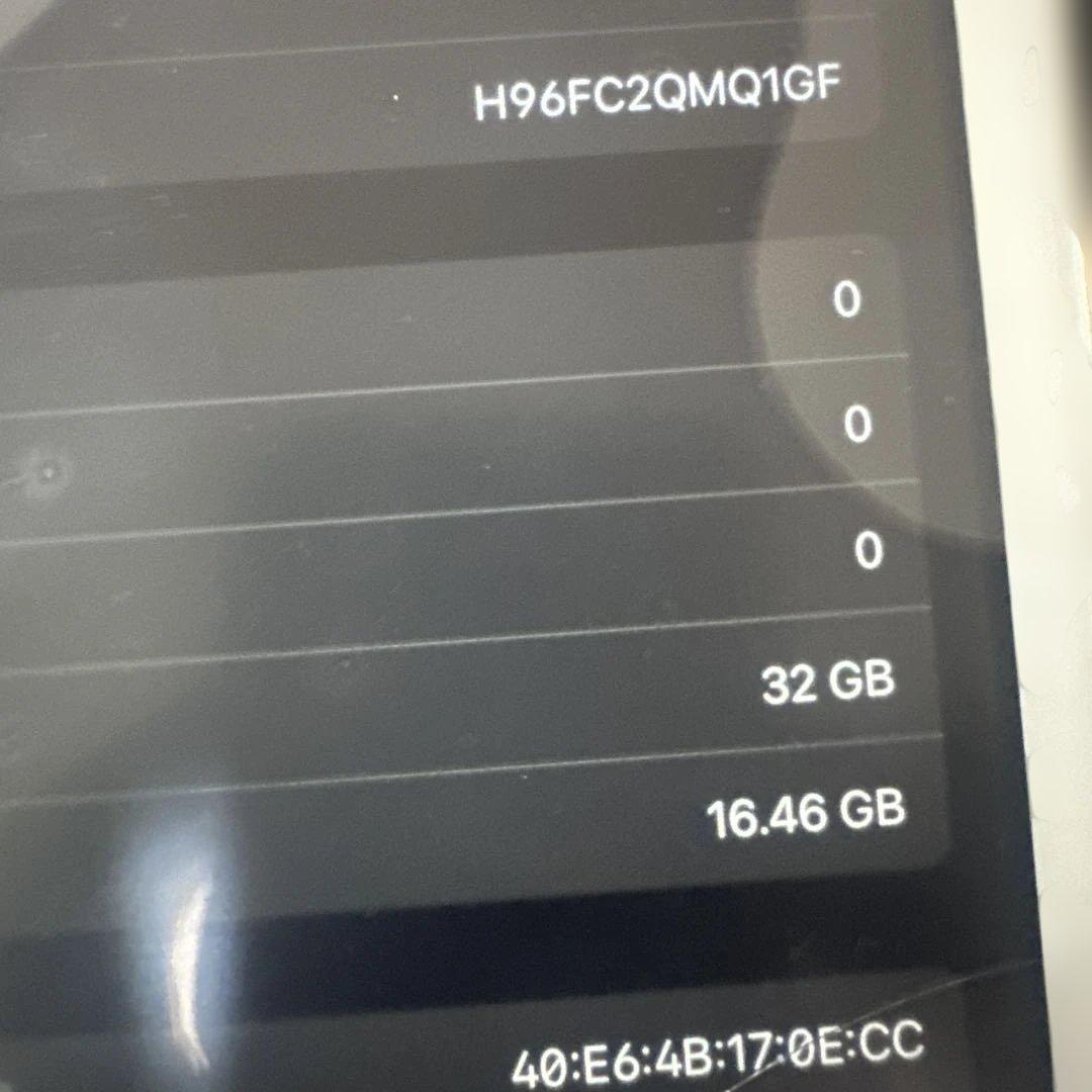 た*ん様 iPad 第8世代 ゴールド 32GB Wifi 初期化済