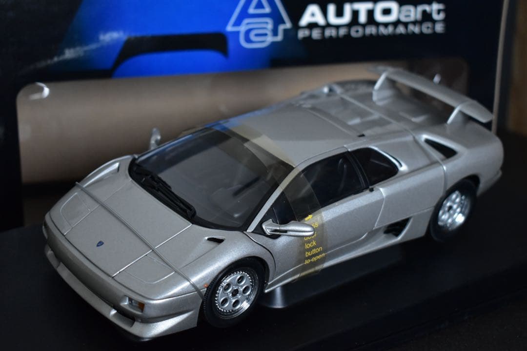 1/18 オートアート ランボルギーニ ディアブロ 検 京商 フェラーリ