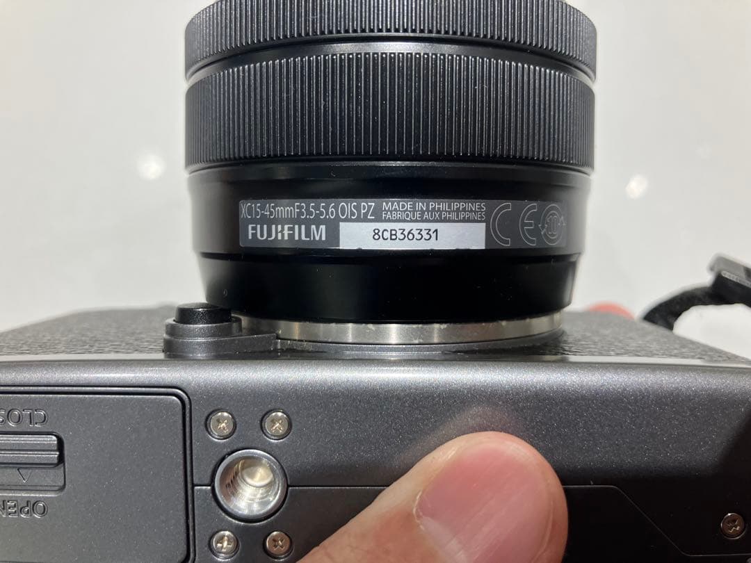 FUJIFILM X-T100 ミラーレス一眼 シルバー