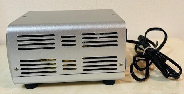 カシムラ T1-27 海外国内用 大型変圧器 200-240V 550VA