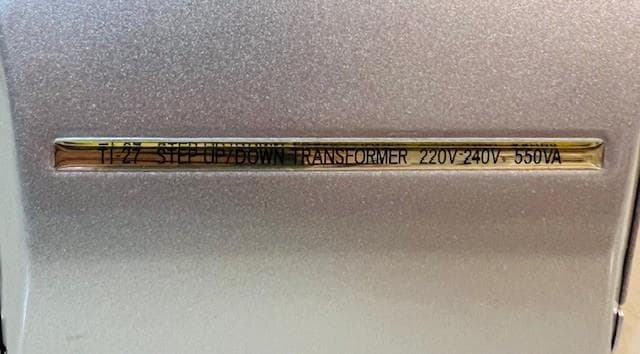 カシムラ T1-27 海外国内用 大型変圧器 200-240V 550VA