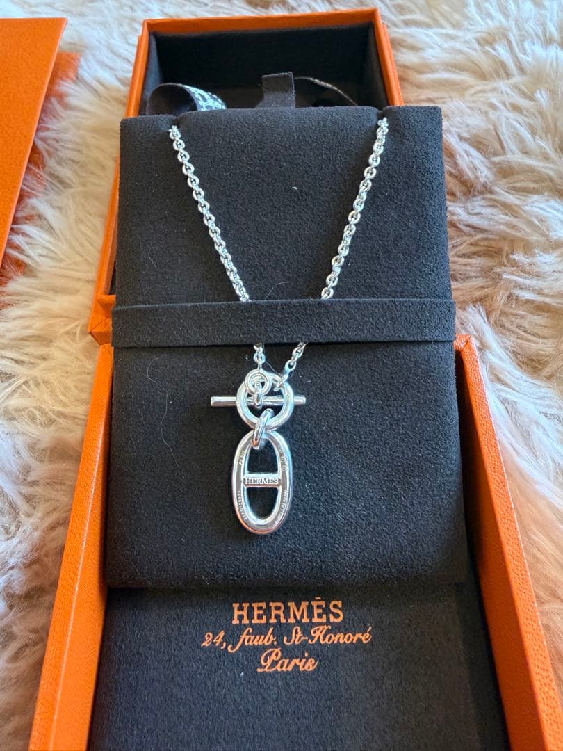 今だけ特価！HERMÈS ネックレス 《シェーヌ・ダンクル》アミュレット