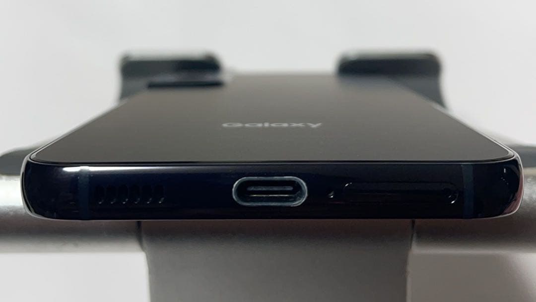 美品 Galaxy S22 SC-51C 256GB