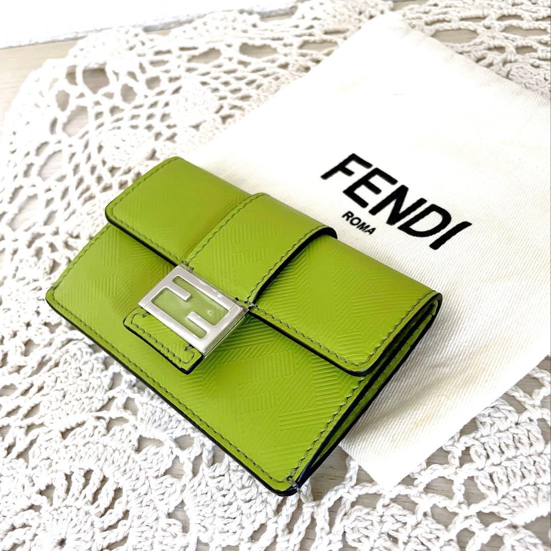 未使用品　FENDI フェンディ　バゲット　ウエストポーチ　ポーチのみ　グリーン