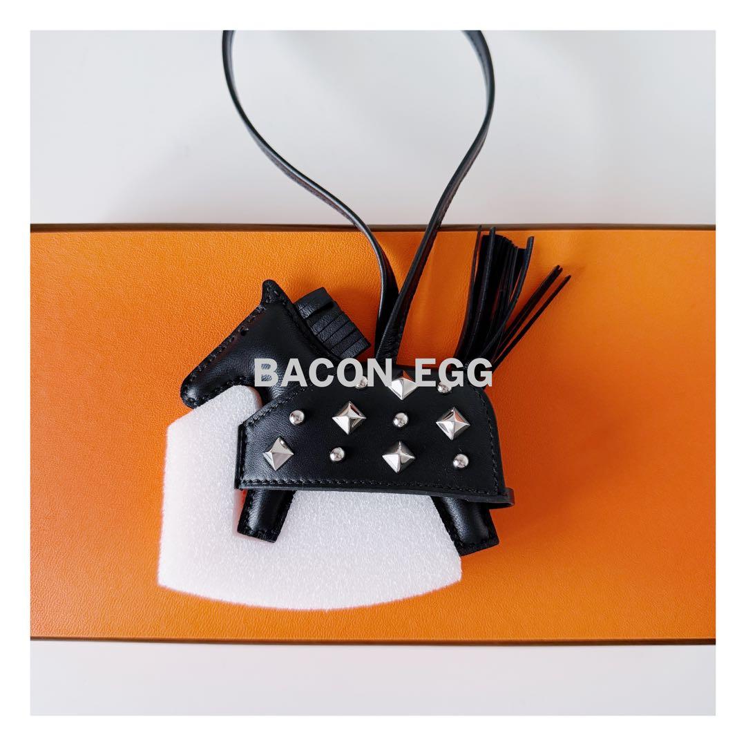 レアアイテム新品未使用【HERMES】ロデオ ロックスタッズ