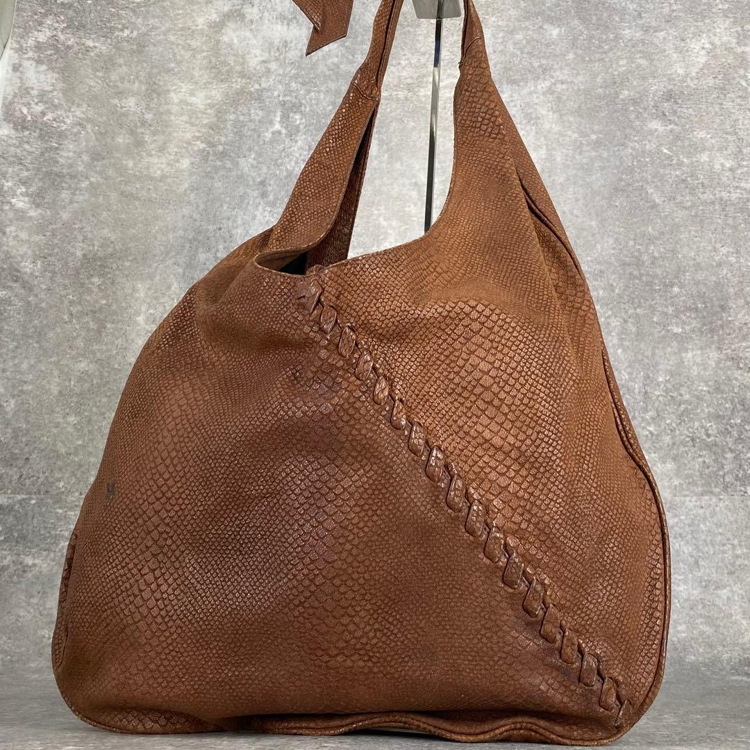 イッセイミヤケ パイソン型押し レザー ショルダーバッグ ワンショルダー