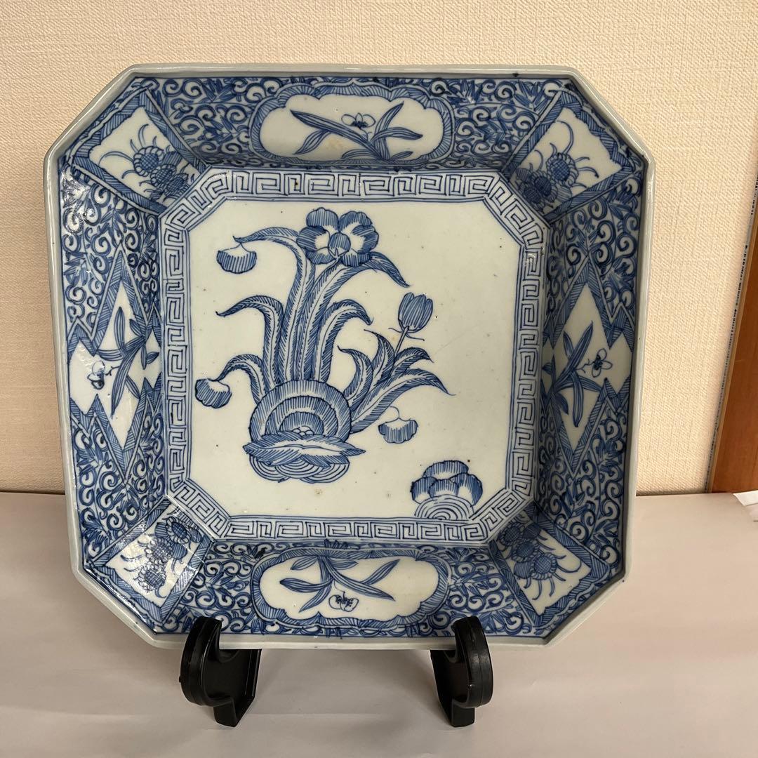 陶磁器　古伊万里　染付草花文八角皿　江戸時代中期〜後期頃　名品