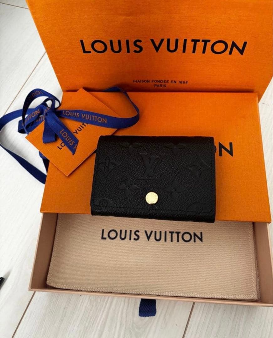 じゅんLOUIS VUITTON アンヴェロップ・カルトドットヴィジット