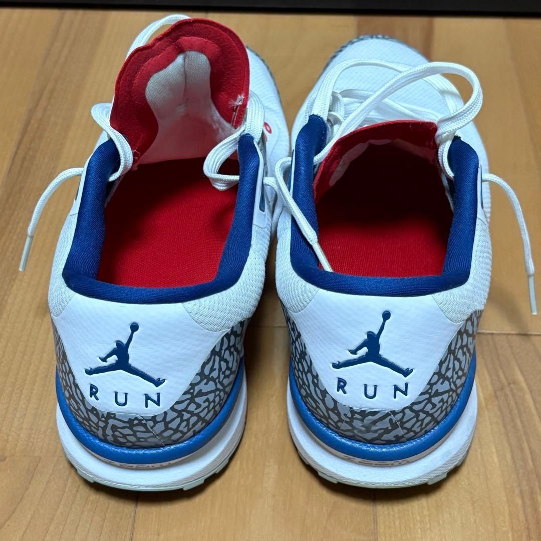 ジョーダン ランニングシューズ