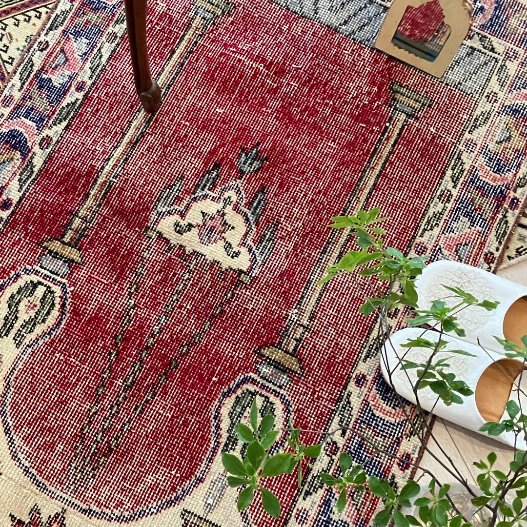 アート✳︎塔✳︎74×130 シャンデリア　レッド　ブルー　トルコヴィンテージラグ