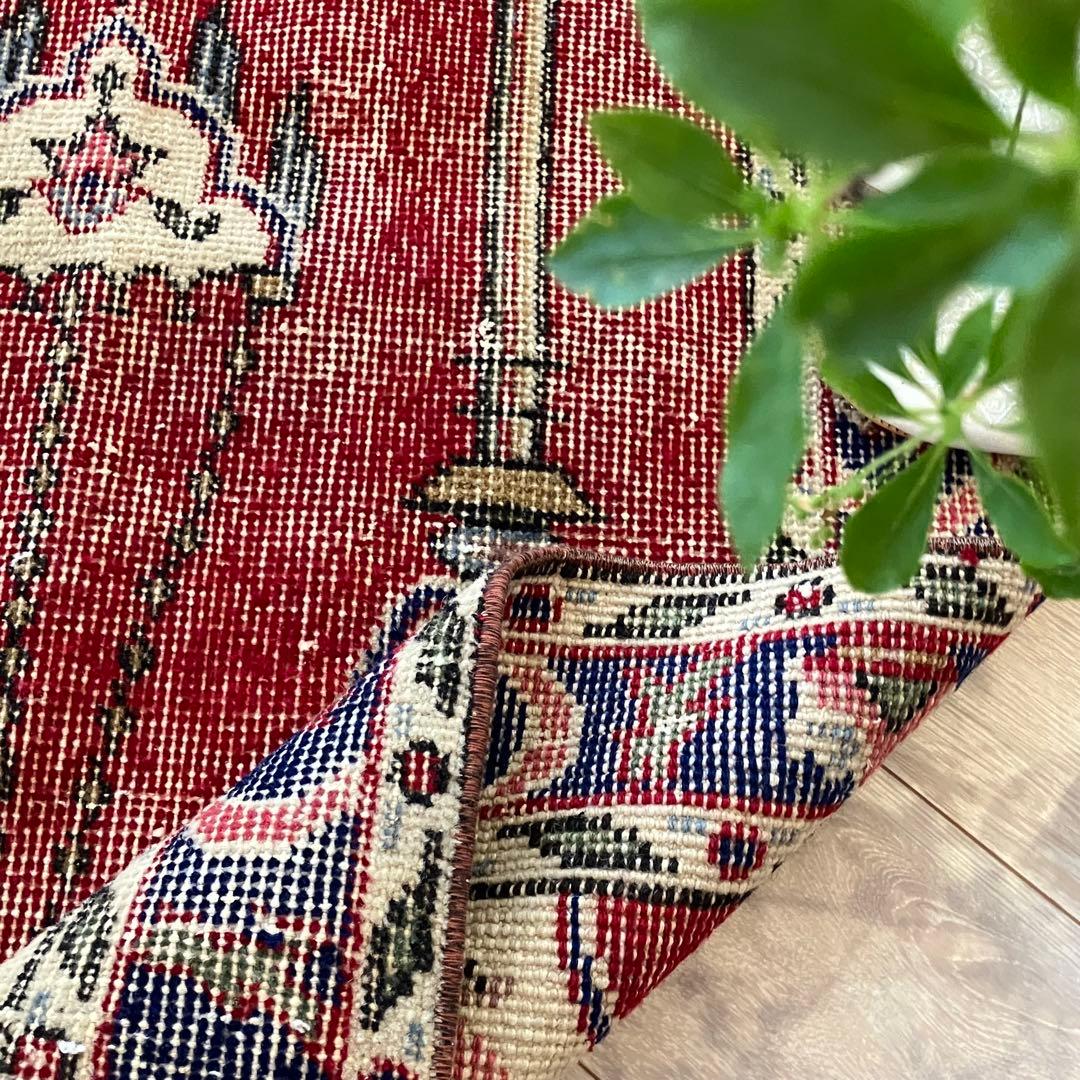 アート✳︎塔✳︎74×130 シャンデリア　レッド　ブルー　トルコヴィンテージラグ