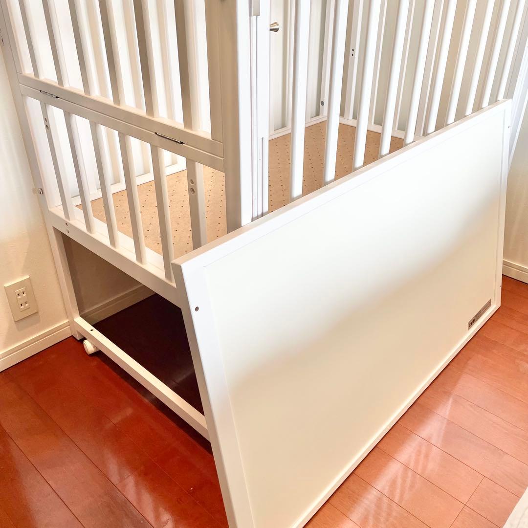 美品♡ヤマサキ ハイタイプベッド ツーオープン ホワイト ベビーベッド