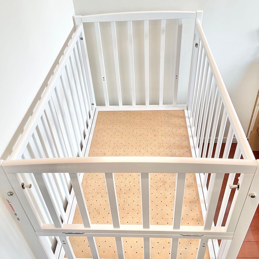 美品♡ヤマサキ ハイタイプベッド ツーオープン ホワイト ベビーベッド