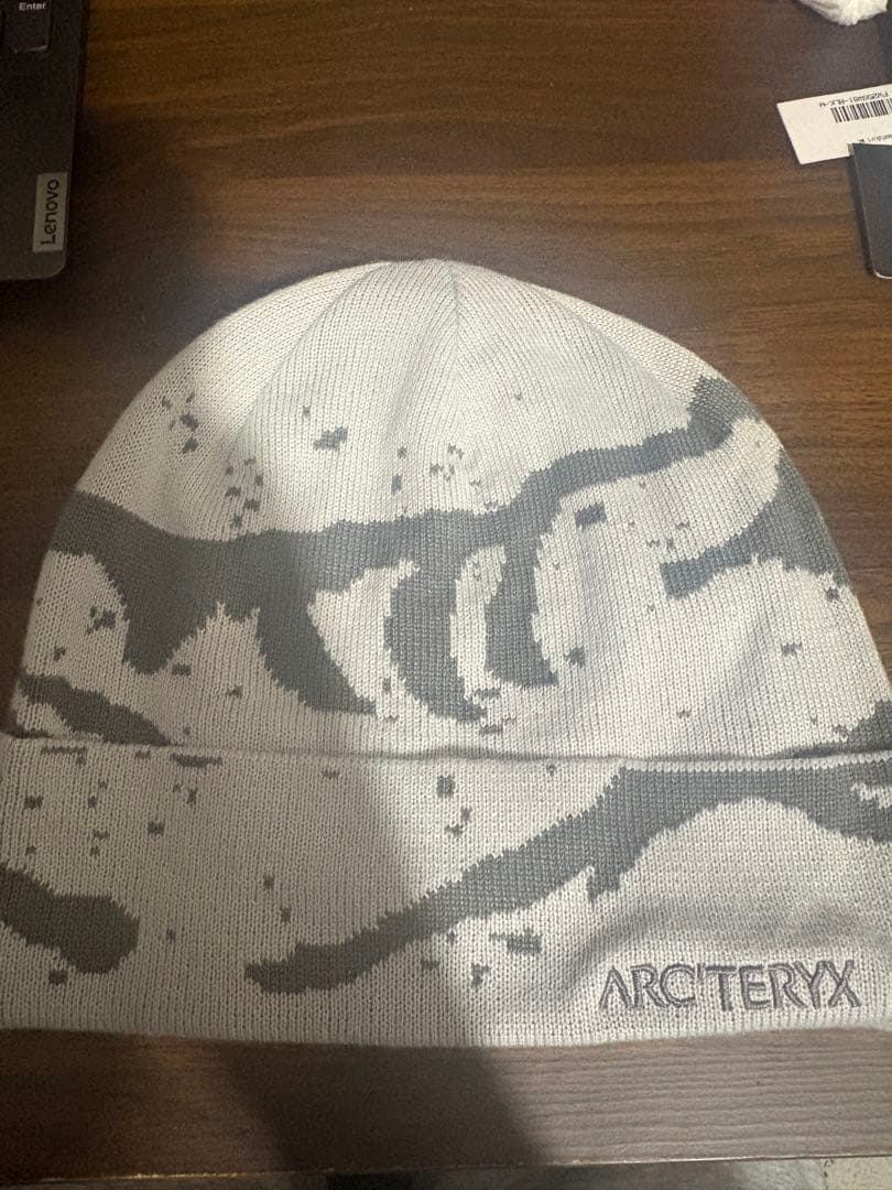 ARC'TERYX ニット帽 グレー 迷彩