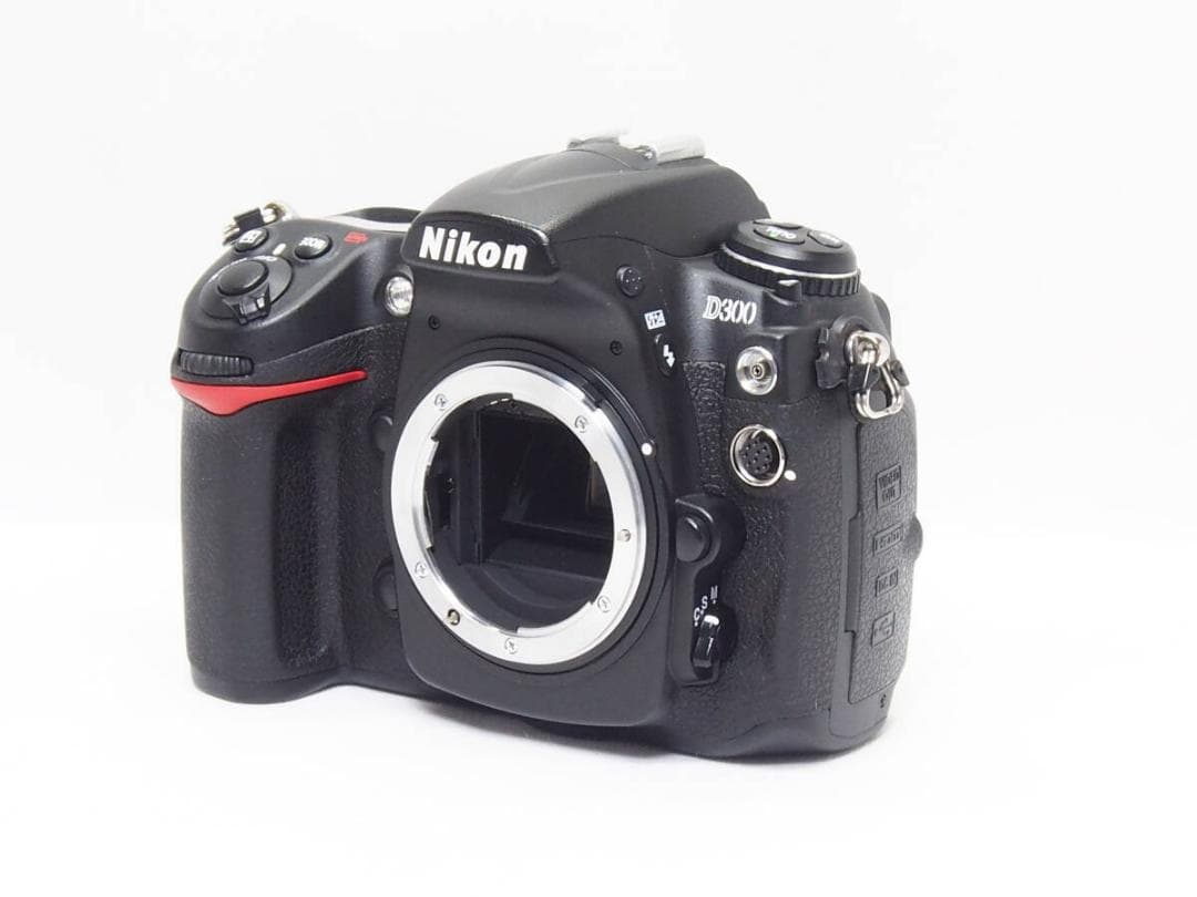 ■美品■ Nikon D300 ボディ《 S数13152回 動作光学良好 》