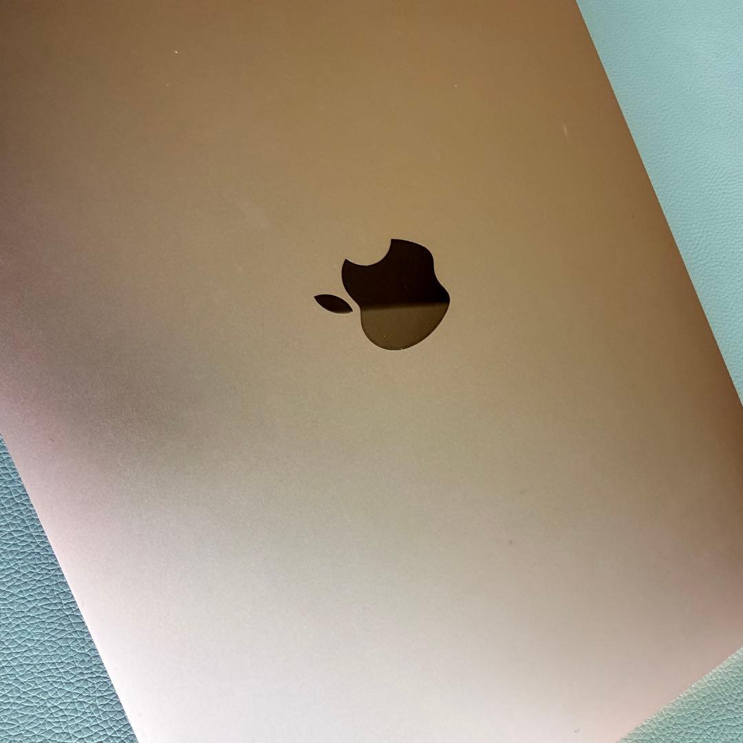 MacBookAir 2018 13インチCore i5 8GB 256GB