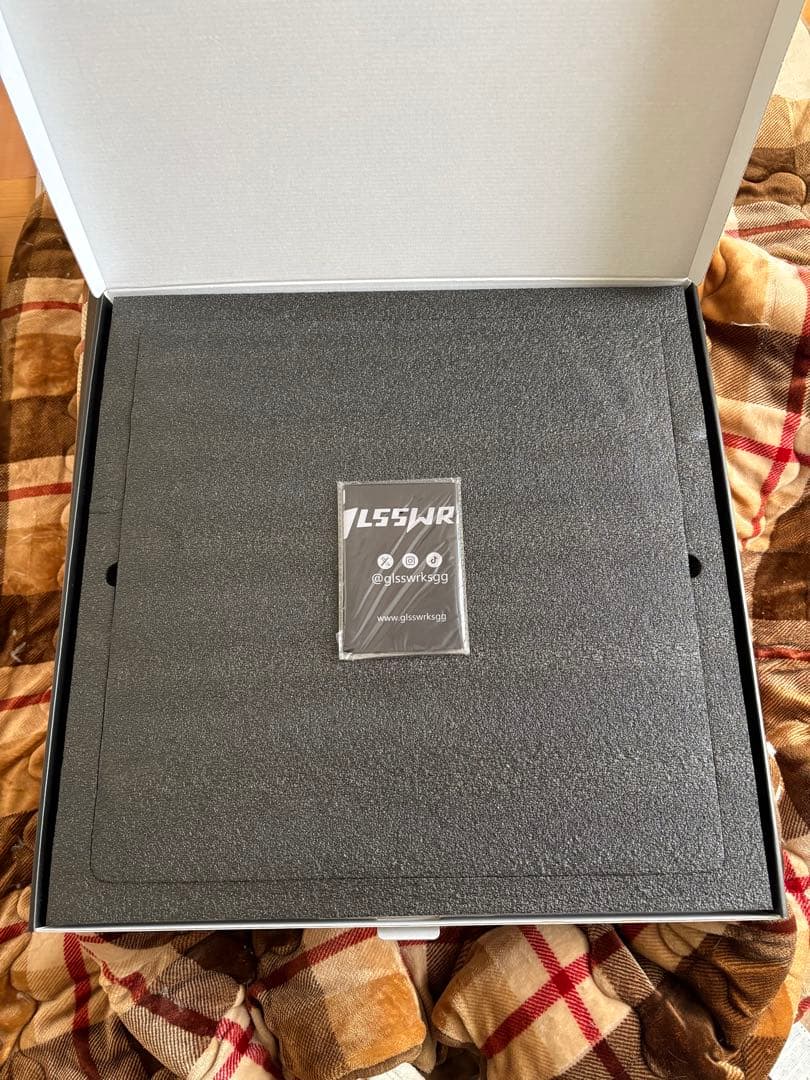 【未使用】GLSSWRKS KAZEMI ガラスマウスパッド50×50cm