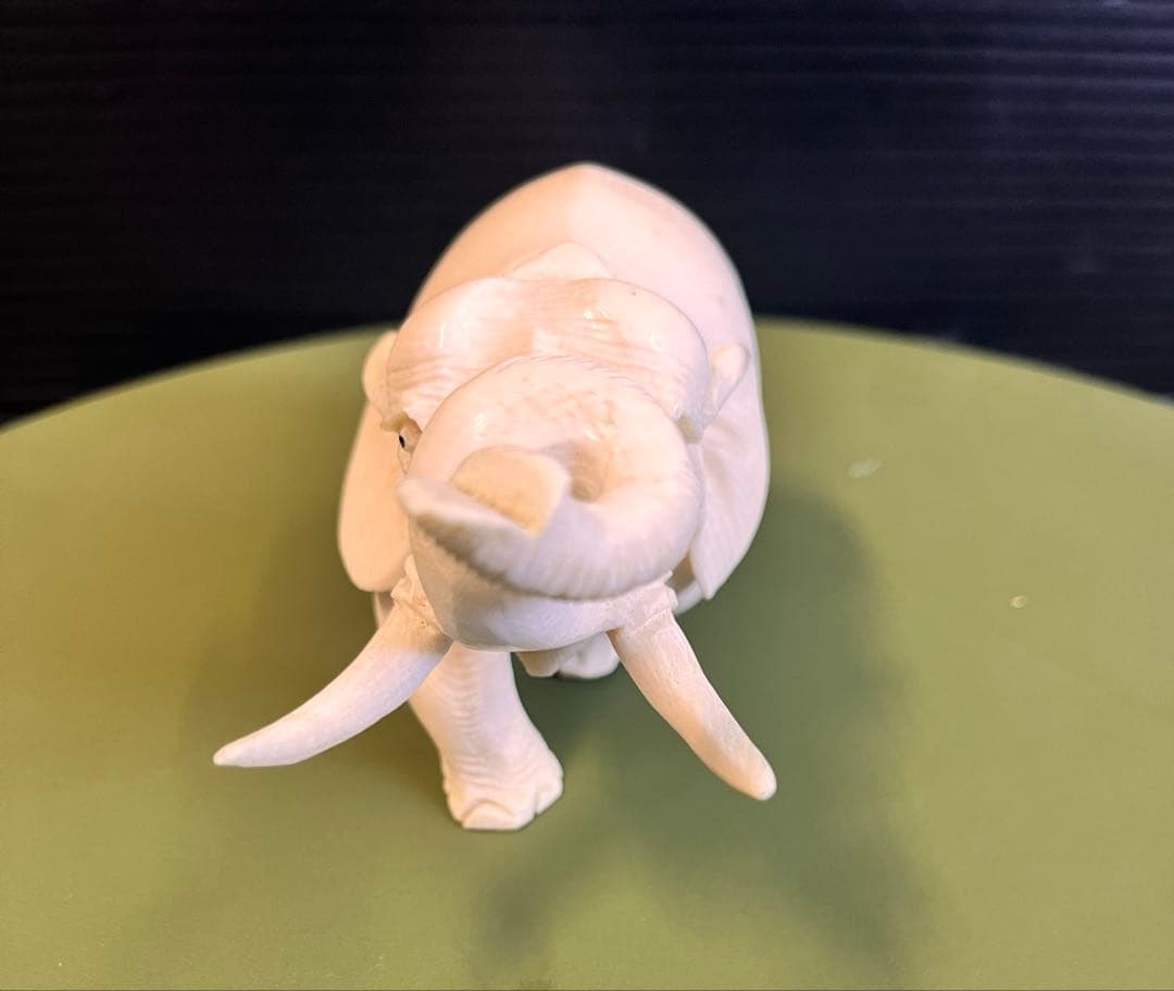 象牙風　マンモス・象　置物