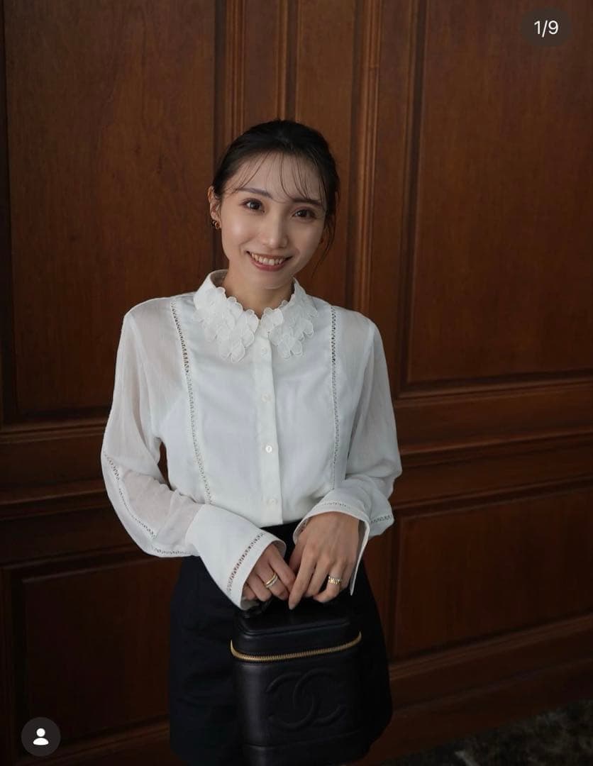 laubeblanc Orchid Embroidered Collar シャツ