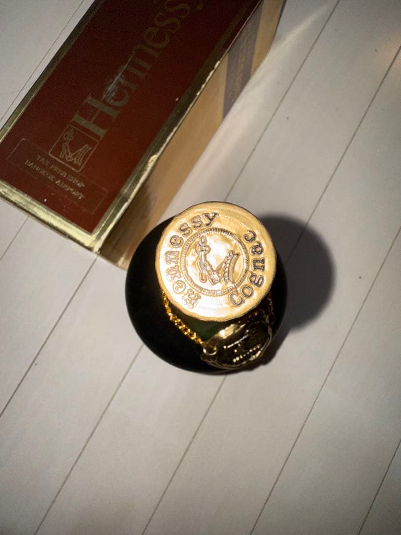 Hennessy Napoleon コニャック 箱入り