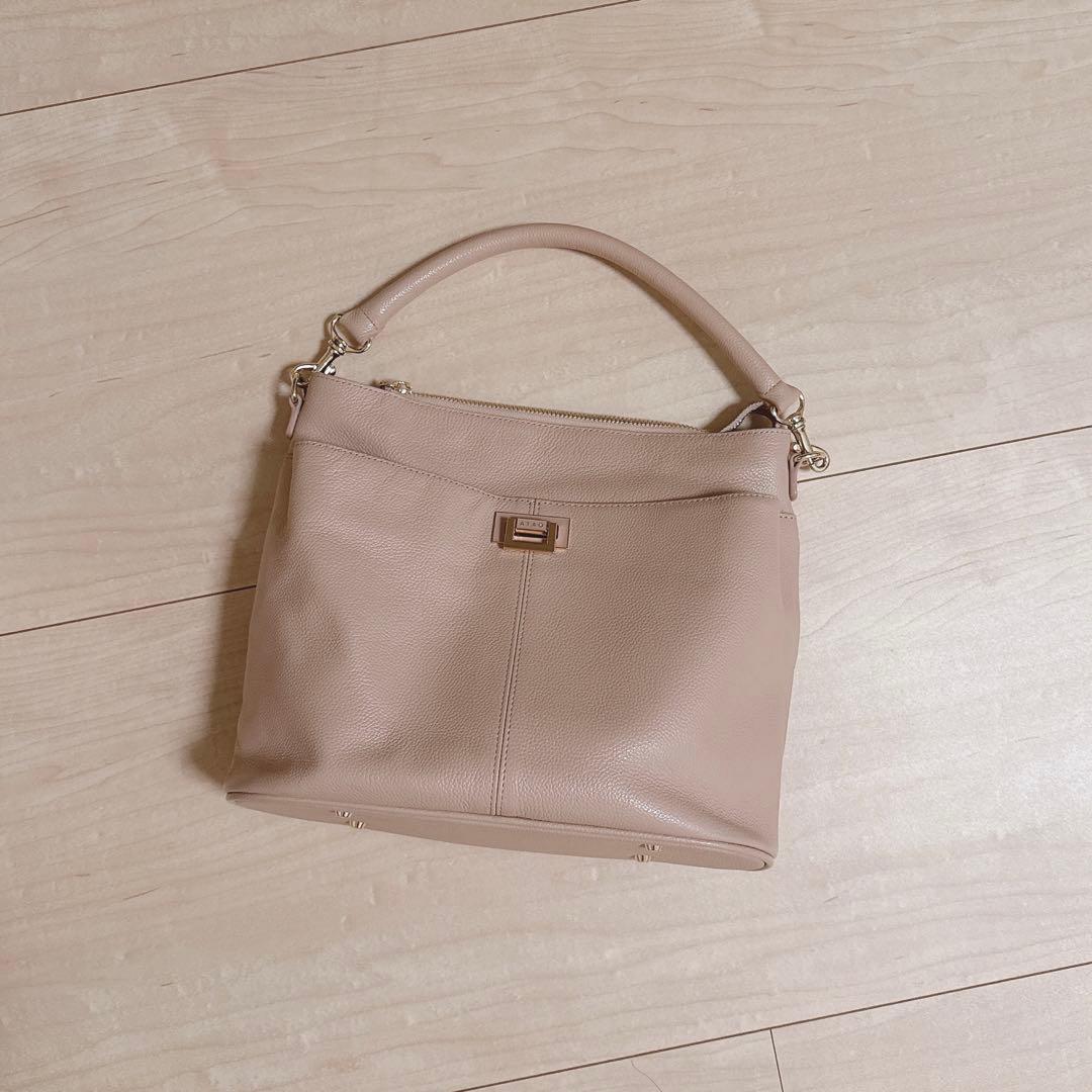 【美品】ATAO（アタオ）ハンドバッグ ウィークエンド　ヌード