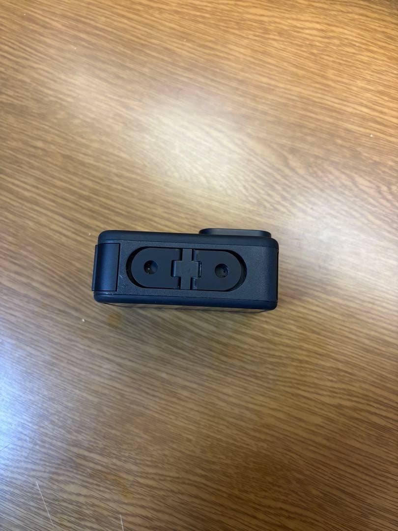 ゴープロ　HERO9 三脚、バッテリー付属