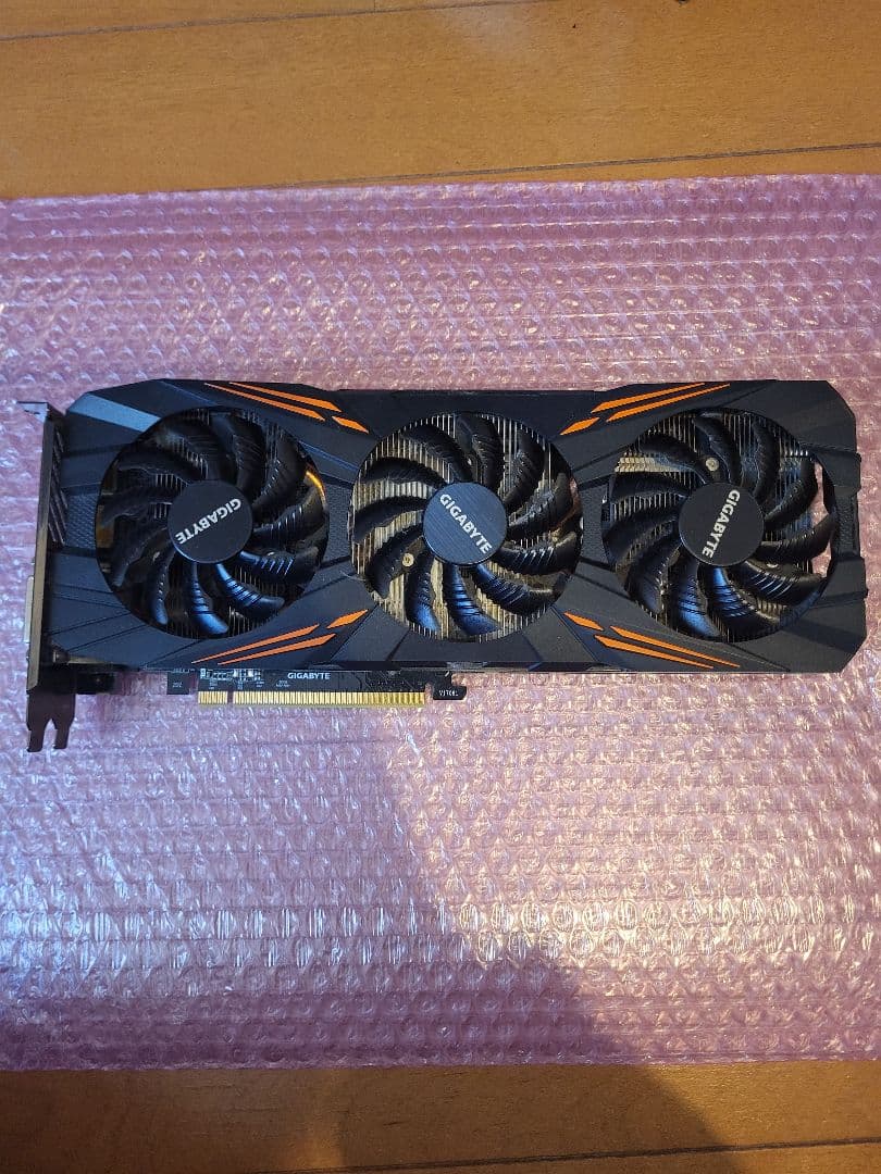 GTX1070 GIGABYTE 3ファン