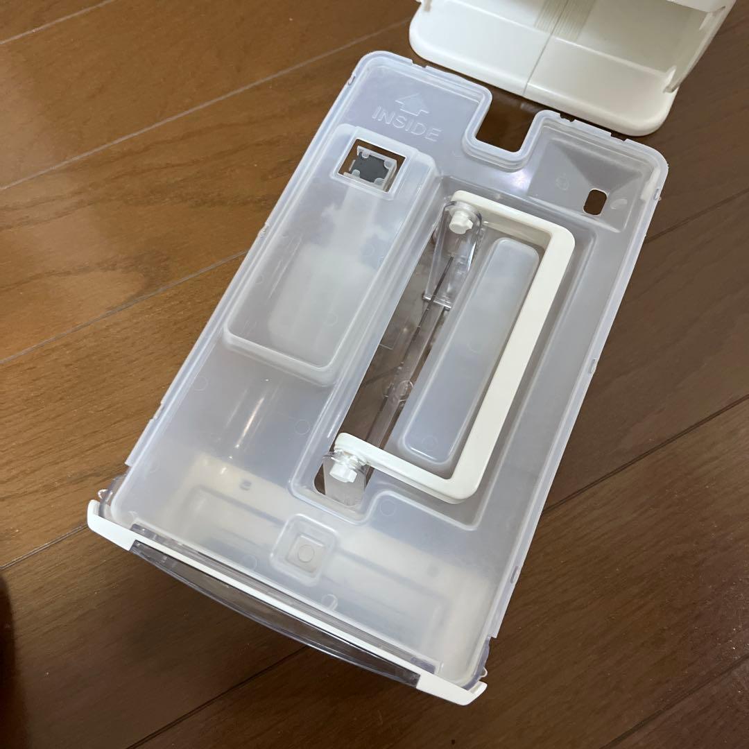 日立　HITACHI衣類乾燥 除湿機　 HJS-D562 2020年製