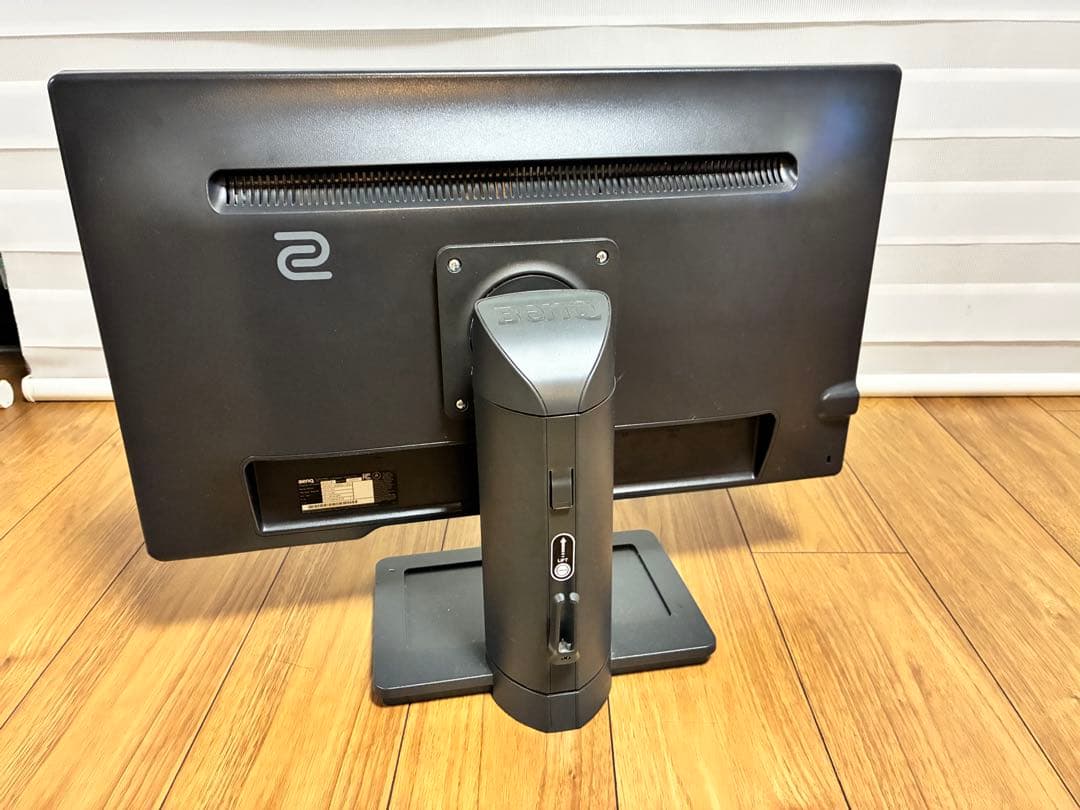 BENQ XL2411P 144hz 1ms ゲーミングモニター FHD