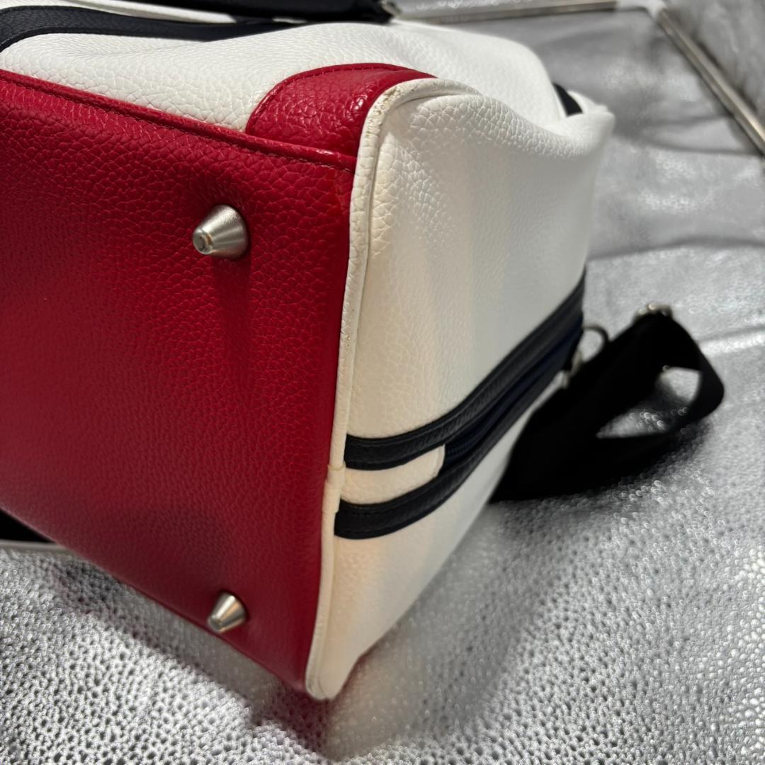 トミーヒルフィガー ゴルフ ボストンバッグ　ホワイト