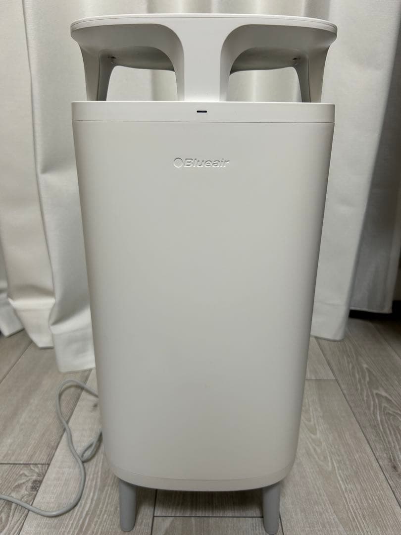 空気清浄機・イオン発生器 Blueair DustMagnet 5210i