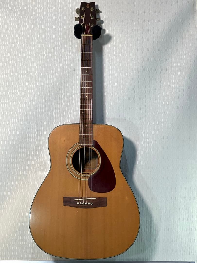 ビンテージなYAMAHAフォークギター！ソフトケース付きます。
