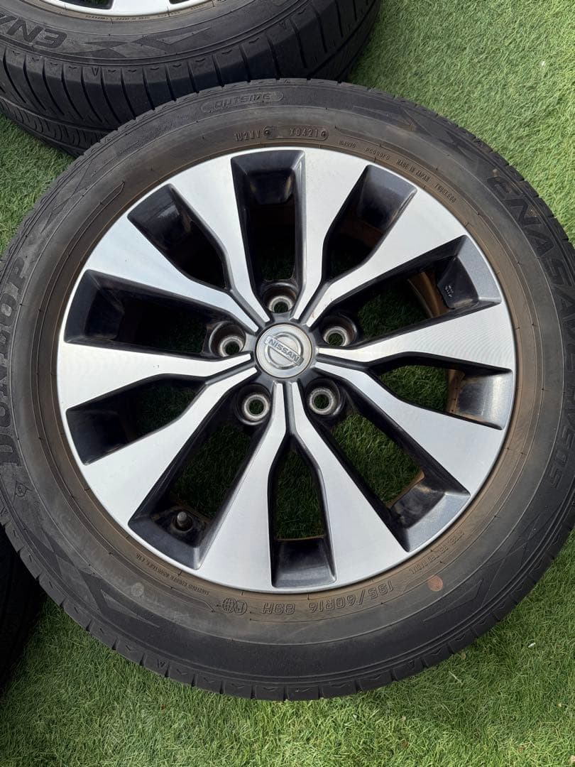 ゆ*う様 16インチ 195/60R16ノーマルタイヤホイールセット　日産純正