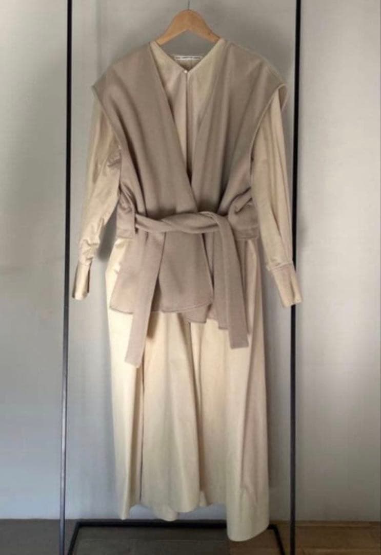 TENNE HANDCRAFTED MODERN　ワンピース　ベスト付き