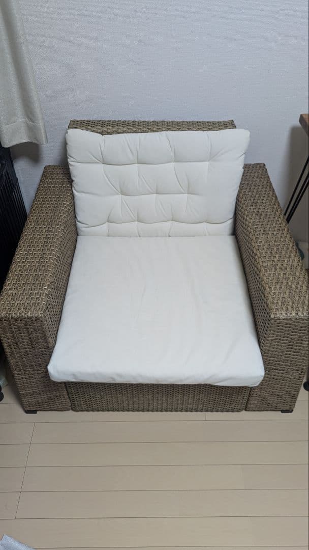 ラタン風デザイン アームチェア　SOLLERON ソッレローン